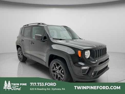 Used 2021 Jeep Renegade Latitude AWD/4WD image 1