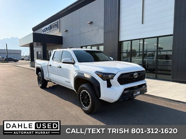 Used 2024 Toyota Tacoma TRD Off-Road AWD/4WD image 1
