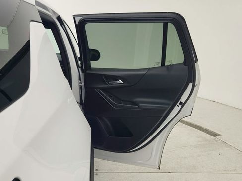 Used 2025 Chevrolet Equinox LT FWD image 27