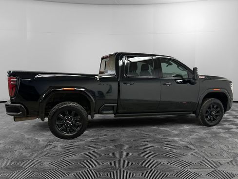 Used 2024 GMC Sierra 2500 AT4 w/ AT4 Premium Plus Package image 6