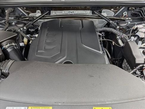 Certified 2025 Audi Q5 Premium w/ Convenience Package image 26