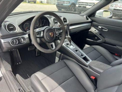 Used 2025 Porsche 718 Boxster GTS RWD image 10
