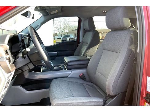 Used 2024 Ford F150 XLT w/ Equipment Group 303A High image 26