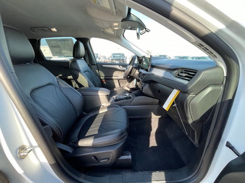 New 2026 Ford Escape Platinum w/ Premium Technology Package image 23
