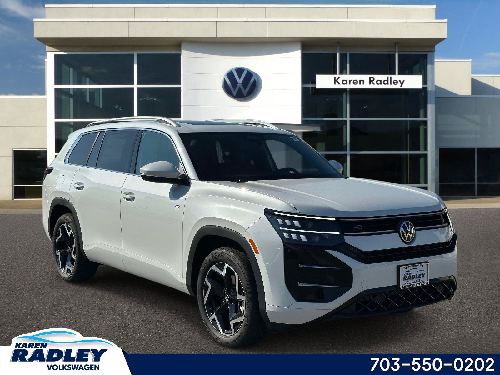 New 2027 Volkswagen Atlas SEL R-Line AWD/4WD image 1
