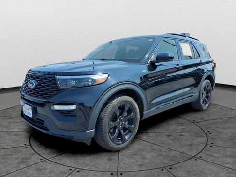Used 2024 Ford Explorer ST-Line w/ Class IV Trailer Tow Package AWD/4WD image 1