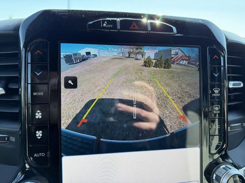 Used 2024 RAM 2500 Big Horn w/ Safety Group image 26