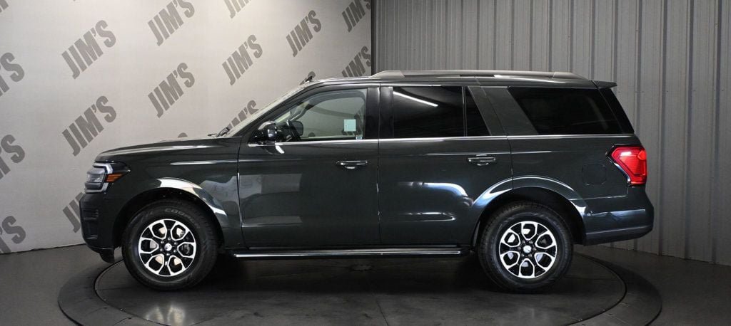 Used 2023 Ford Expedition XLT RWD image 21