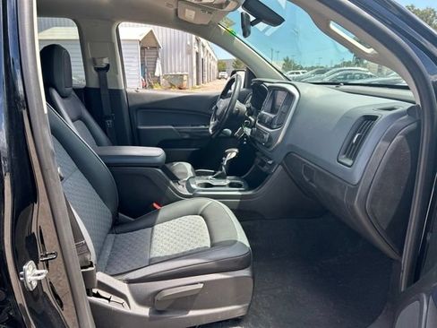 Used 2022 Chevrolet Colorado Z71 RWD image 12