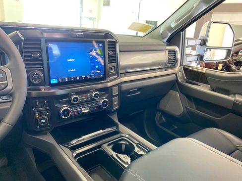 New 2026 Ford F350 Lariat w/ Lariat Ultimate Package AWD/4WD image 12