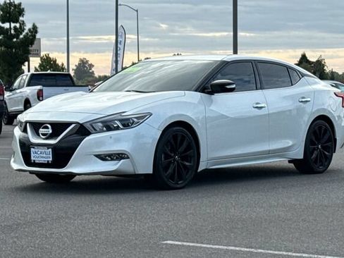 Used 2017 Nissan Maxima SR w/ Midnight Edition FWD image 8