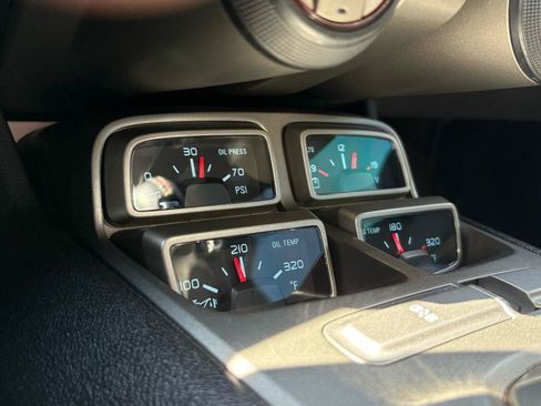Used 2015 Chevrolet Camaro SS RWD image 23