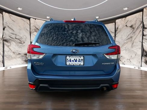 Used 2022 Subaru Forester Sport Utility 4D image 4
