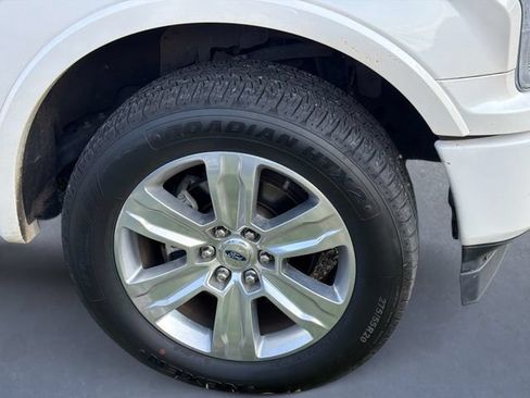 Used 2018 Ford F150 Platinum w/ Equipment Group 701A Luxury AWD/4WD image 5