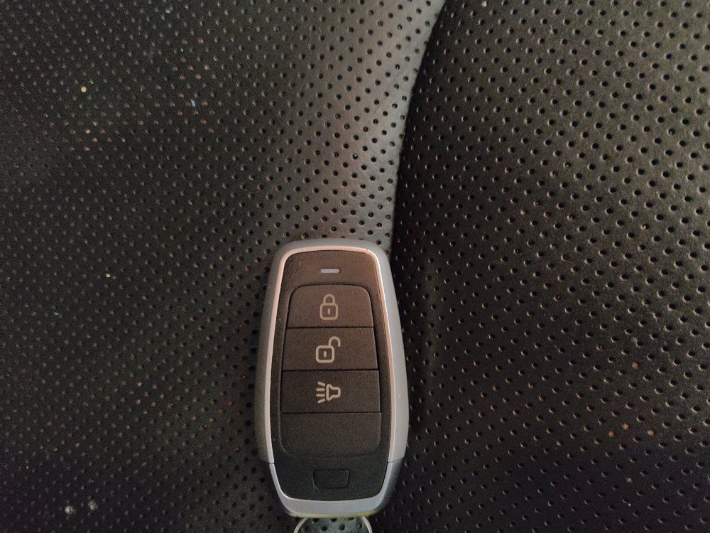 Used 2019 Jeep Cherokee Limited AWD/4WD image 32
