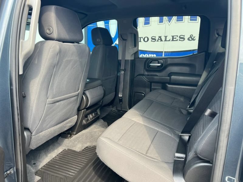 Used 2020 Chevrolet Silverado 1500 LT w/ All-Star Edition AWD/4WD image 17