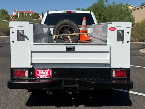 Used 2022 Ford F250 XL w/ STX Appearance Package RWD image 4