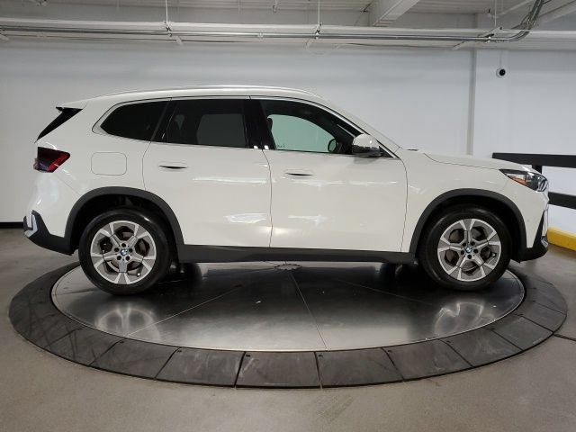 Used 2023 BMW X1 xDrive28i w/ Convenience Package AWD/4WD image 10