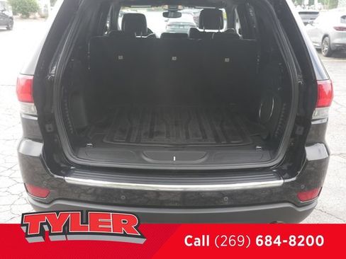 Used 2021 Jeep Grand Cherokee Limited AWD/4WD image 17