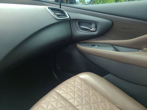 Certified 2024 Nissan Murano Platinum w/ Cargo Package FWD image 25
