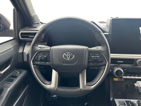 Used 2024 Toyota Tacoma 4x4 Double Cab Hybrid image 13