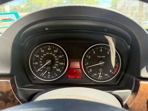 Used 2011 BMW 335i xDrive Sedan AWD/4WD image 21