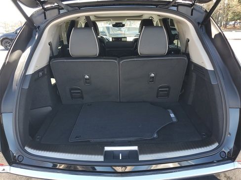 Certified 2024 Acura MDX SH-AWD w/ Advance Package image 10