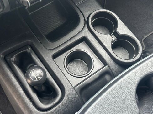 Used 2018 RAM 2500 Tradesman w/ Chrome Appearance Group image 27