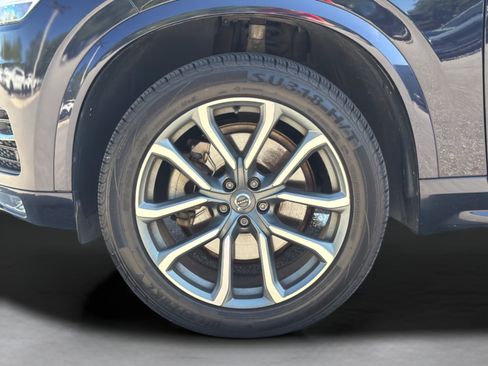 Used 2019 Volvo XC90 T5 Momentum w/ Protection Package FWD image 28