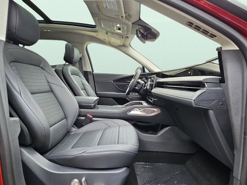 New 2026 Lincoln Nautilus Reserve w/ Jet Appearance Package image 13