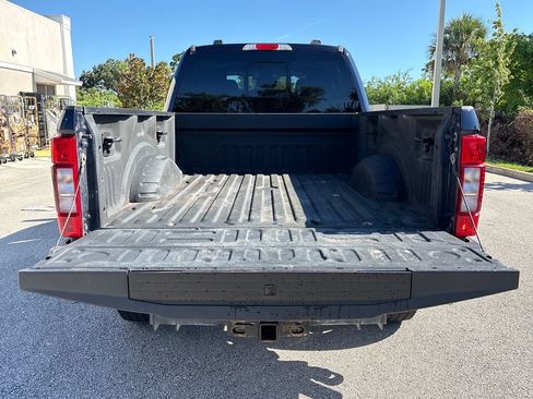Used 2021 Ford F250 Lariat w/ Lariat Ultimate Package AWD/4WD image 11
