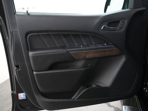 Used 2022 GMC Canyon Denali AWD/4WD image 21