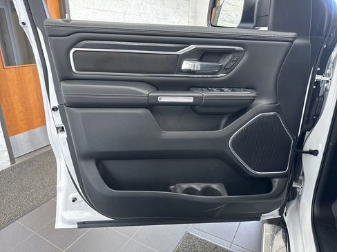 Used 2023 RAM 1500 Laramie AWD/4WD image 36