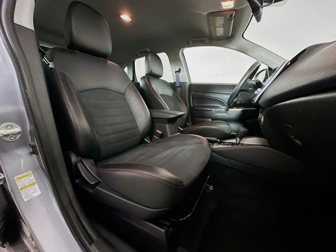 Used 2024 Mitsubishi Outlander Sport AWD image 29
