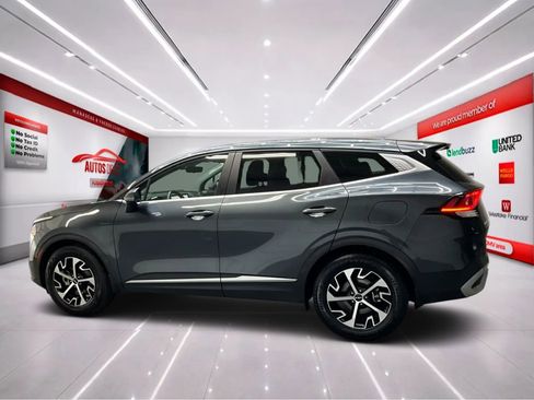 Used 2023 Kia Sportage EX FWD image 5