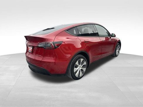 Used 2023 Tesla Model Y Long Range image 18