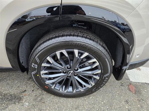 New 2026 Nissan Rogue Platinum image 11