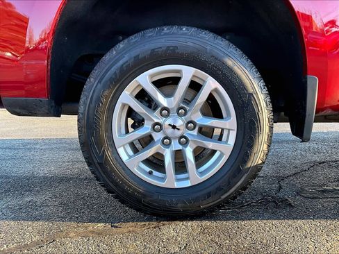 Used 2021 Chevrolet Silverado 1500 RST image 7