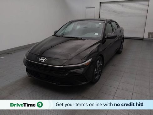 Used 2025 Hyundai Elantra SEL FWD image 1