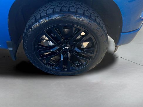 Used 2022 Chevrolet Silverado 1500 RST AWD/4WD image 19