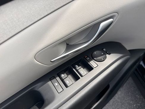 Used 2025 Hyundai Tucson SEL AWD/4WD image 10
