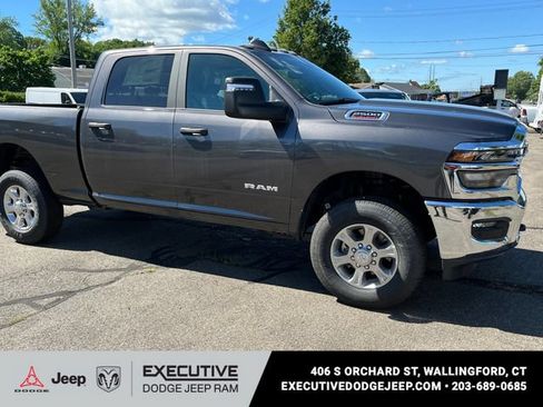 New 2026 RAM 2500 Big Horn AWD/4WD image 6