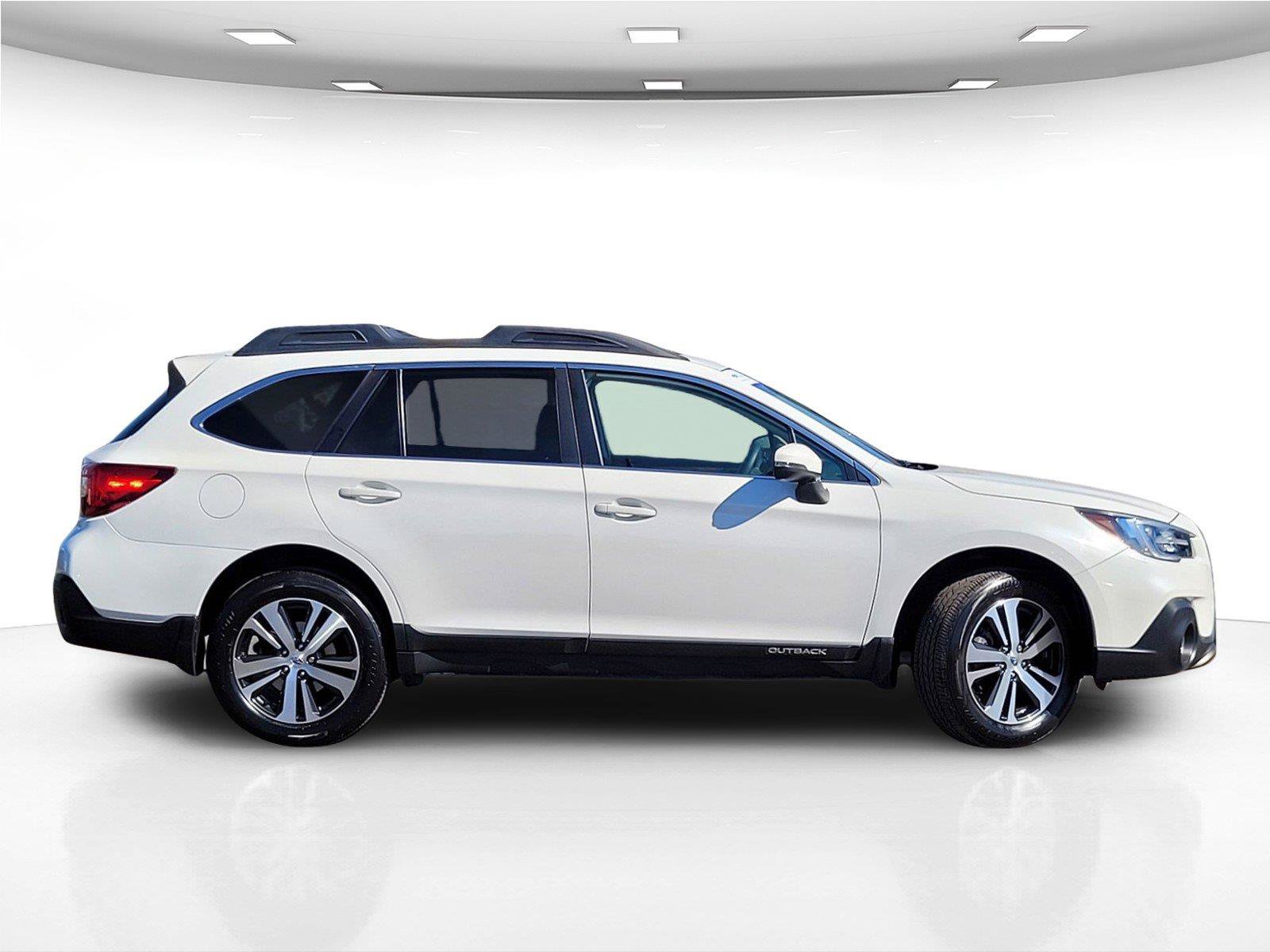 Used 2019 Subaru Outback 2.5i Limited AWD/4WD image 5