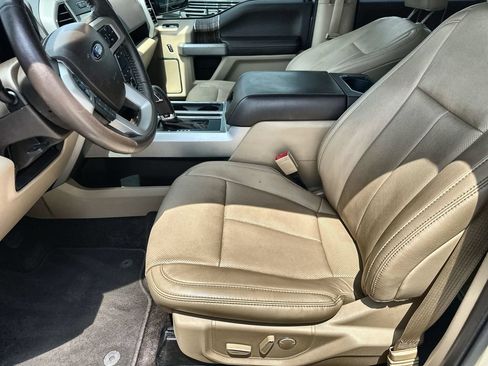 Used 2018 Ford F150 Lariat AWD/4WD image 24