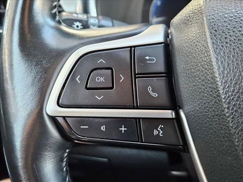 Used 2023 Toyota Highlander Platinum AWD/4WD image 24