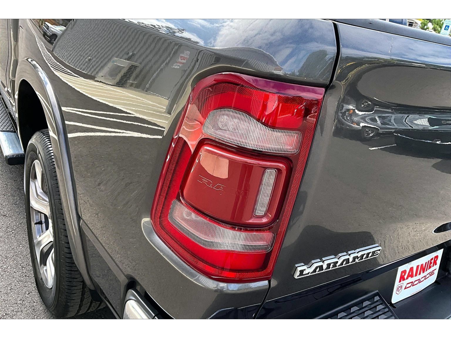 Used 2020 RAM 1500 Laramie AWD/4WD image 28