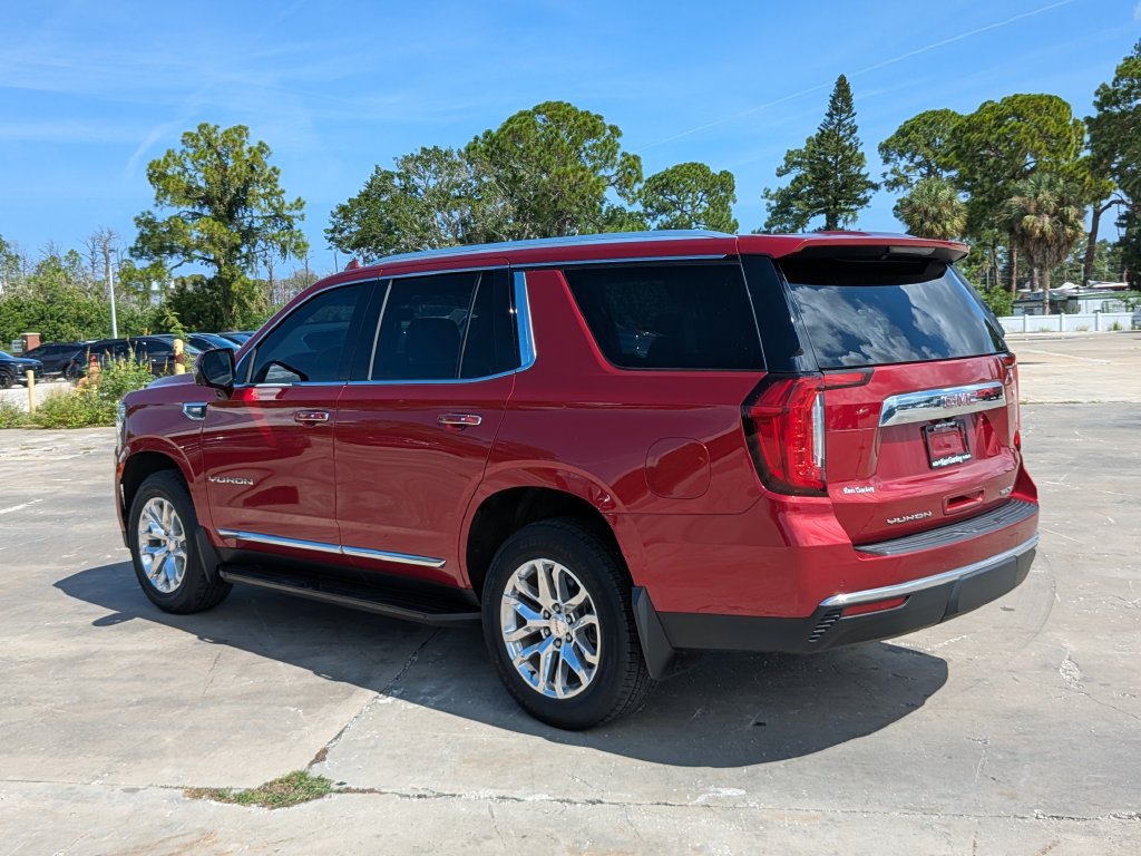Used 2023 GMC Yukon SLT w/ SLT Premium Package RWD image 6