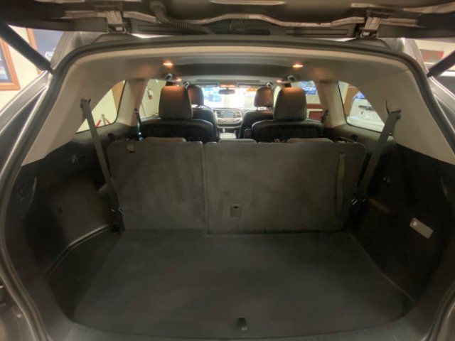 Used 2014 Toyota Highlander Limited AWD/4WD image 9
