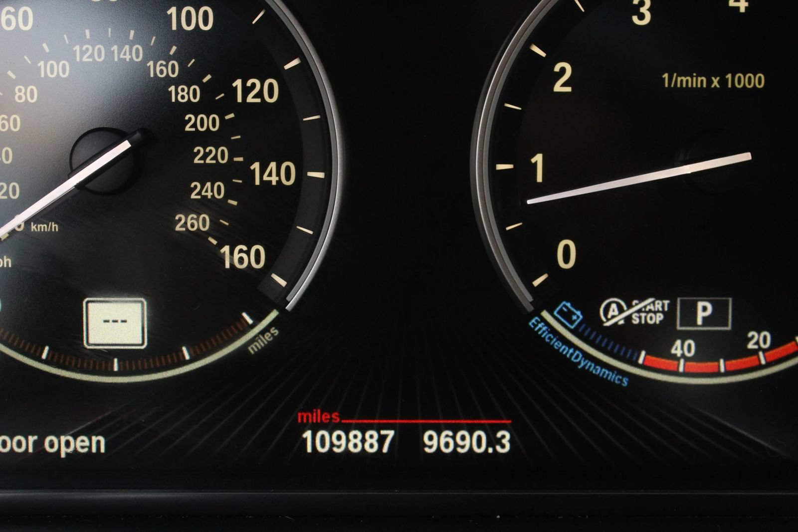 Used 2014 BMW 550i xDrive Sedan AWD/4WD image 31