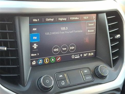 Used 2023 GMC Acadia SLT image 20